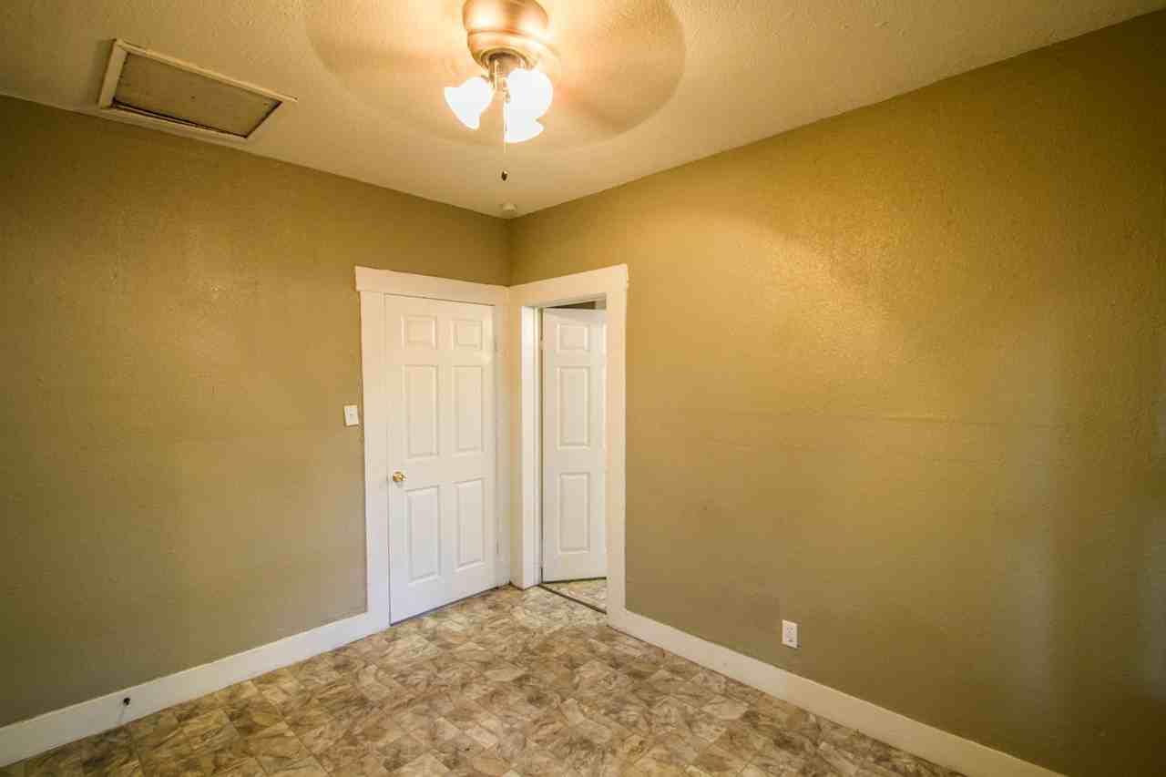 524 Saint Martin Ave - Photo 7 of 18