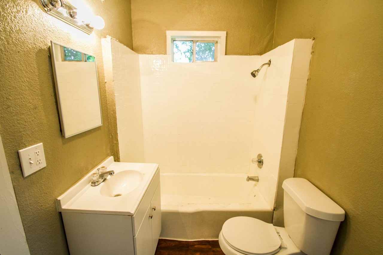 524 Saint Martin Ave - Photo 6 of 18