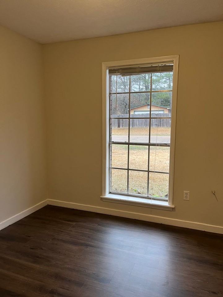 35 Lance Dr - Photo 7 of 11