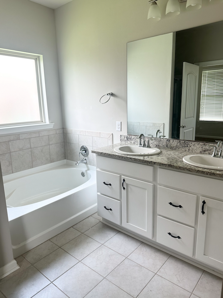 101 Garden Oaks Ave - Photo 3 of 7