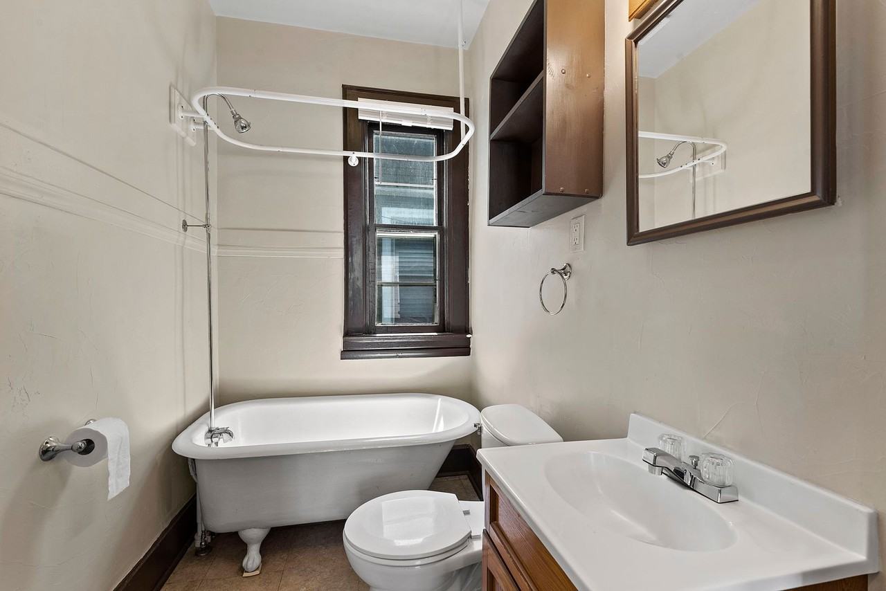 722  S. 20th Street - Photo 2 of 11