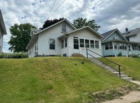 3205 8th Ave - Photo 1 of 1