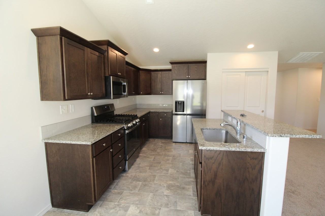 14505 E Sanson Ave - Photo 3 of 16