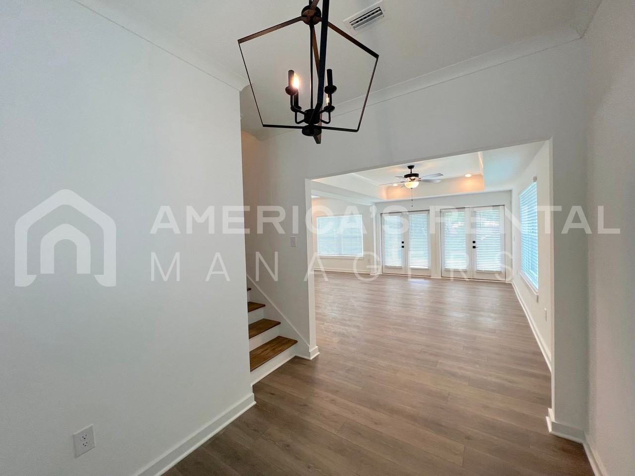 4604 Casablanca Dr - Photo 2 of 35