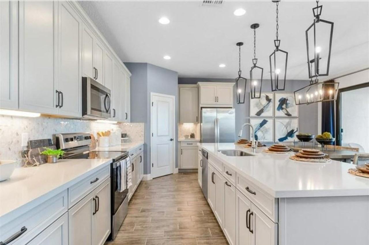 4431 Serpens Ln - Photo 2 of 18