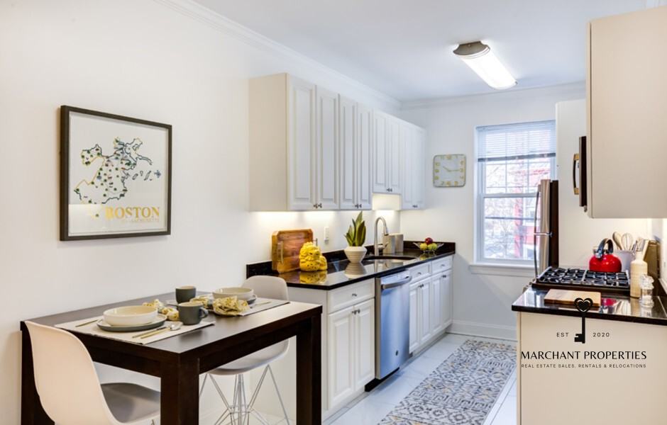 44 Auburn St #2 - Photo 5 of 13