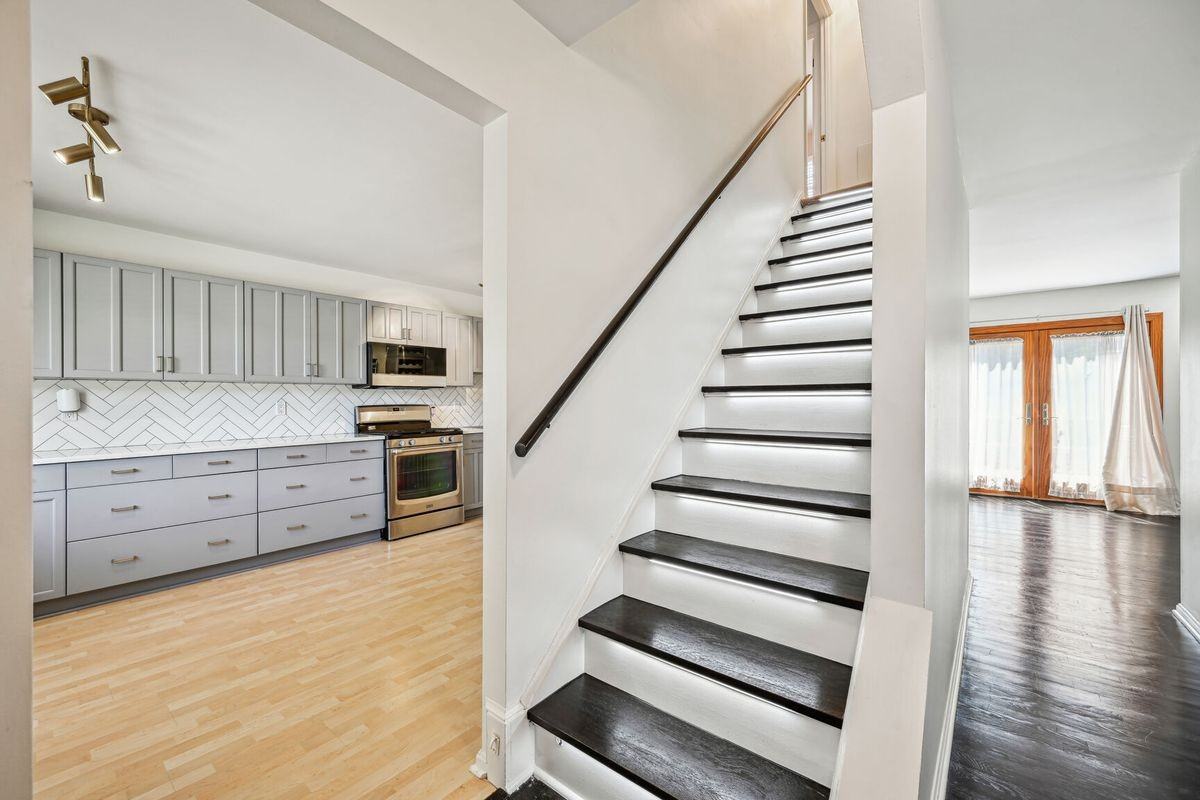 10200 Julep Ct - Photo 2 of 25