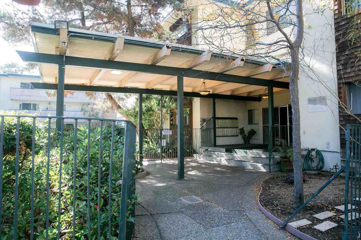 Marine View Apartments - Photo 2 of 23