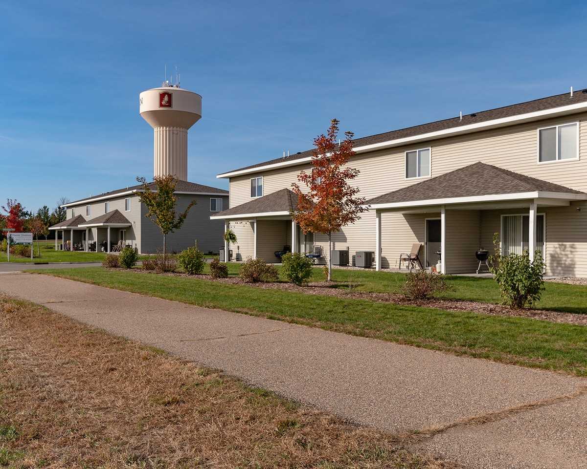 Pineview Townhomes - Photo 3 of 14