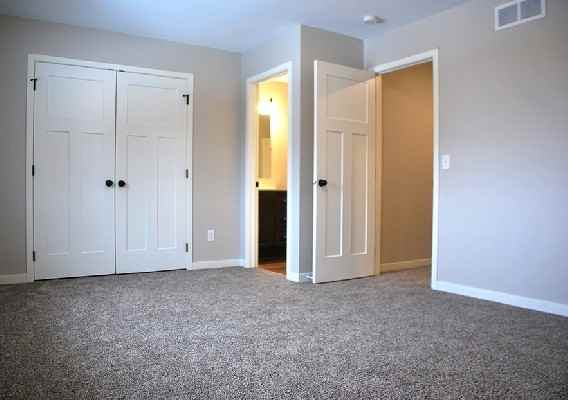 Willow Creek Townhomes - Photo 5 of 15