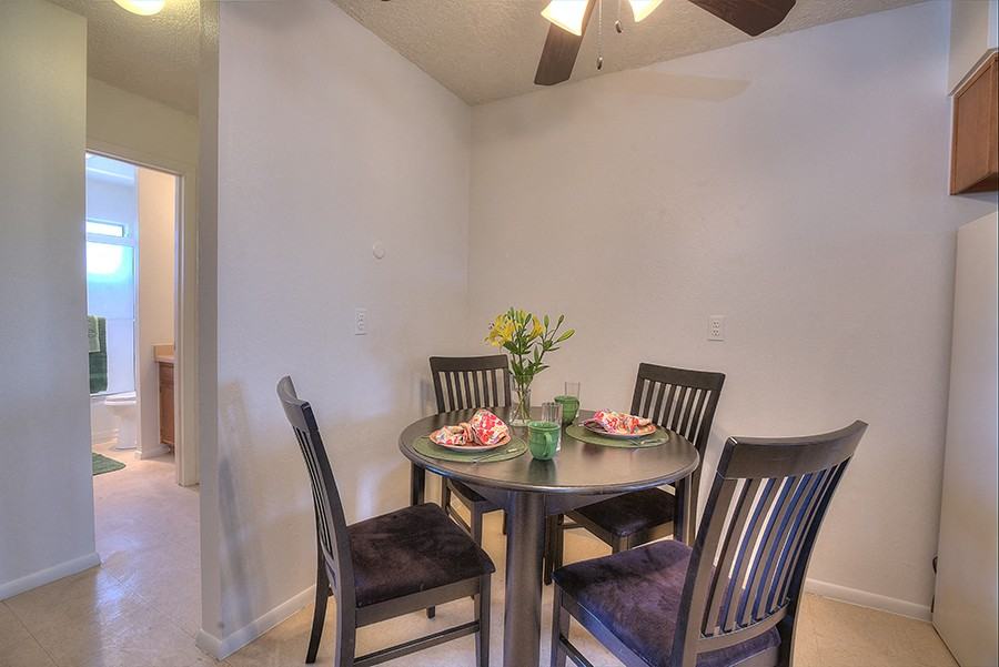 El Pueblo II Apartments - Photo 5 of 17