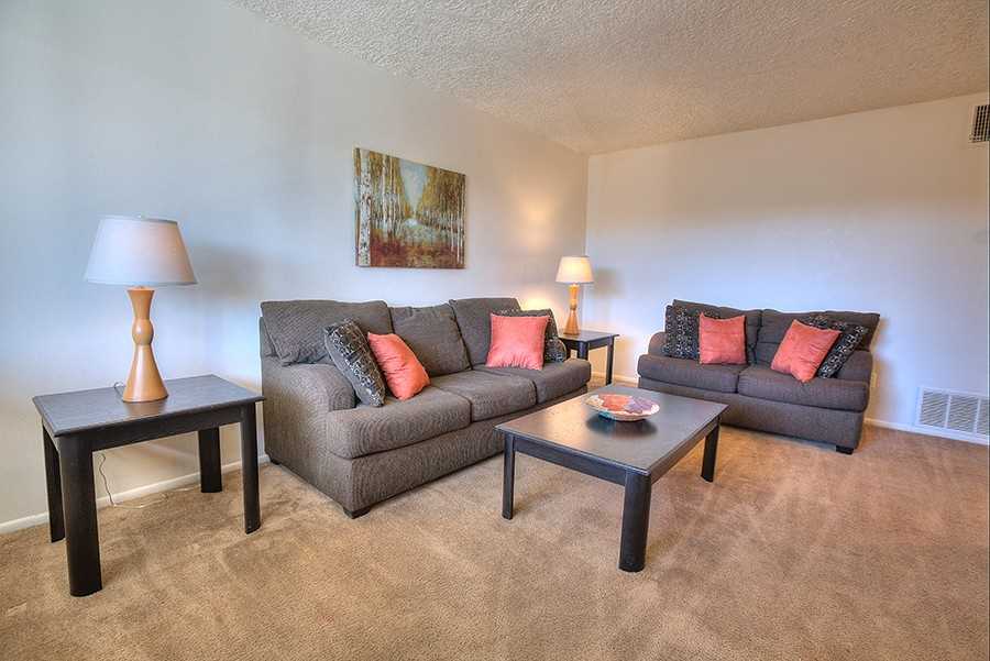 El Pueblo I Apartments - Photo 2 of 17