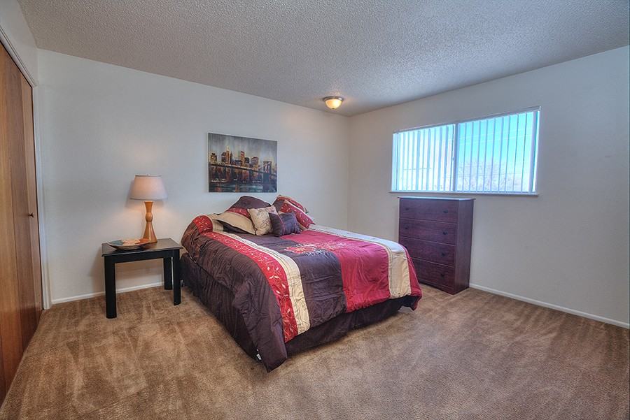 El Pueblo I Apartments - Photo 7 of 17