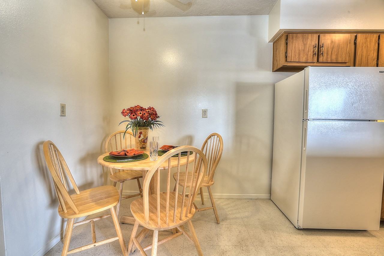 Casa Del Rey Norte Apartments - Photo 7 of 8