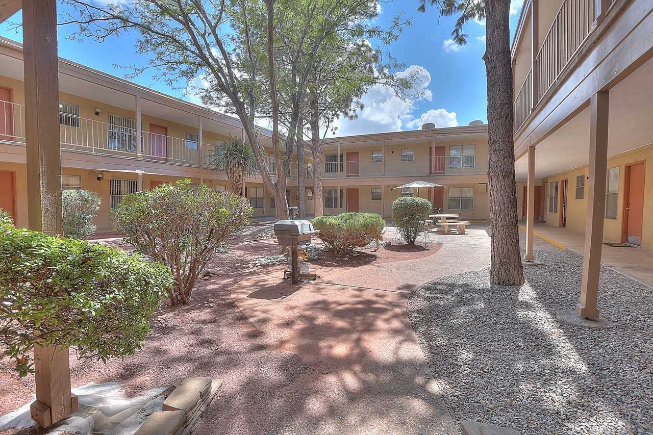 Casa Del Rey Sur Apartments - Photo 2 of 9