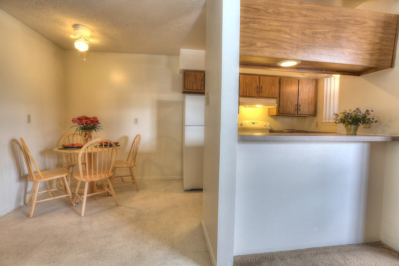 Casa Del Rey Sur Apartments - Photo 5 of 9