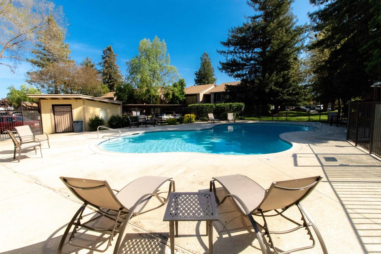 Meadowood Village Apartments - Photo 6 of 29