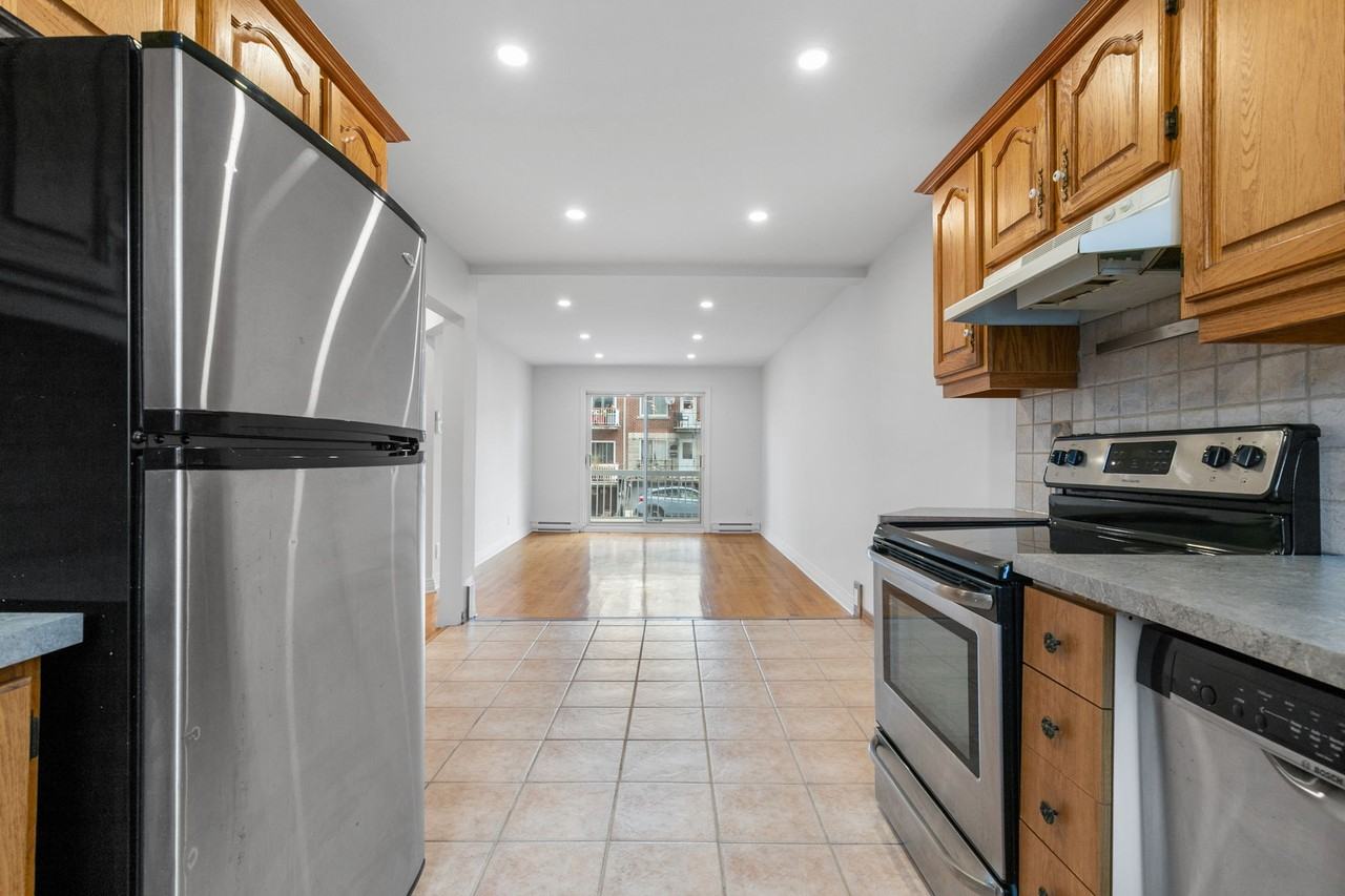 8850 Rue Tolhurst - Photo 2 of 25