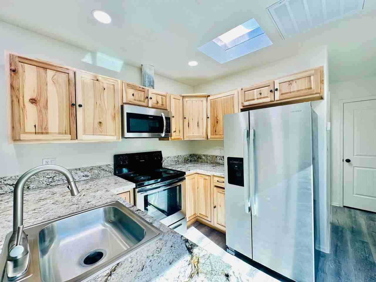 1343 West Pennington Street - Photo 3 of 5