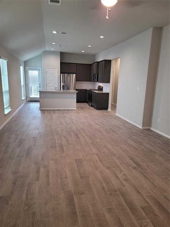 121 Stone Canyon Dr #NA - Photo 3 of 26