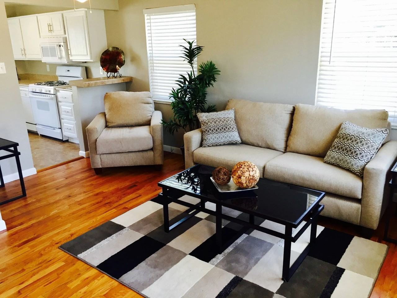 7504 Robinson Way - Photo 2 of 9