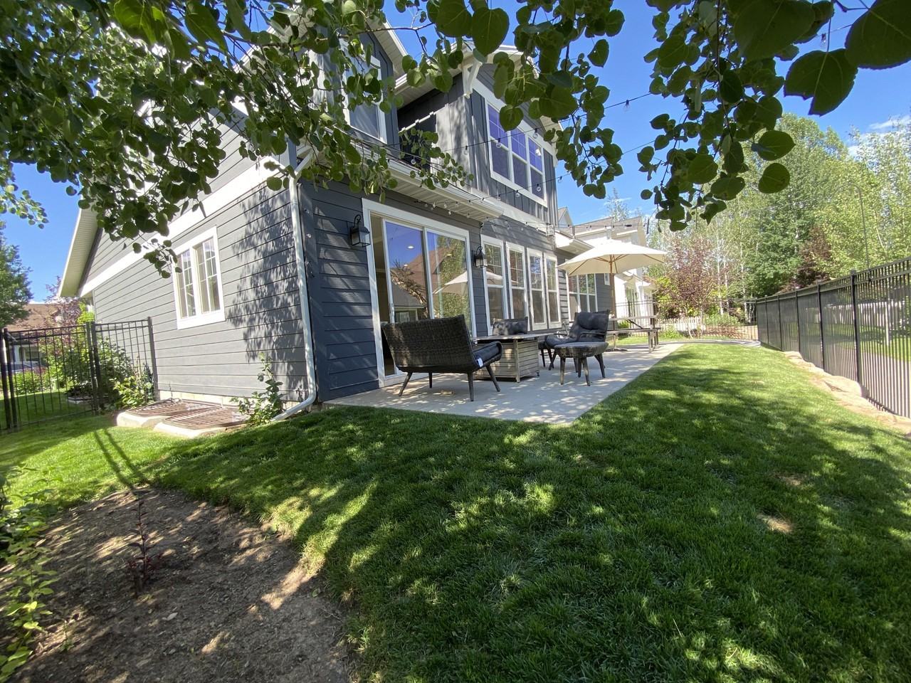 530 Craftsman Way #NA - Photo 3 of 32