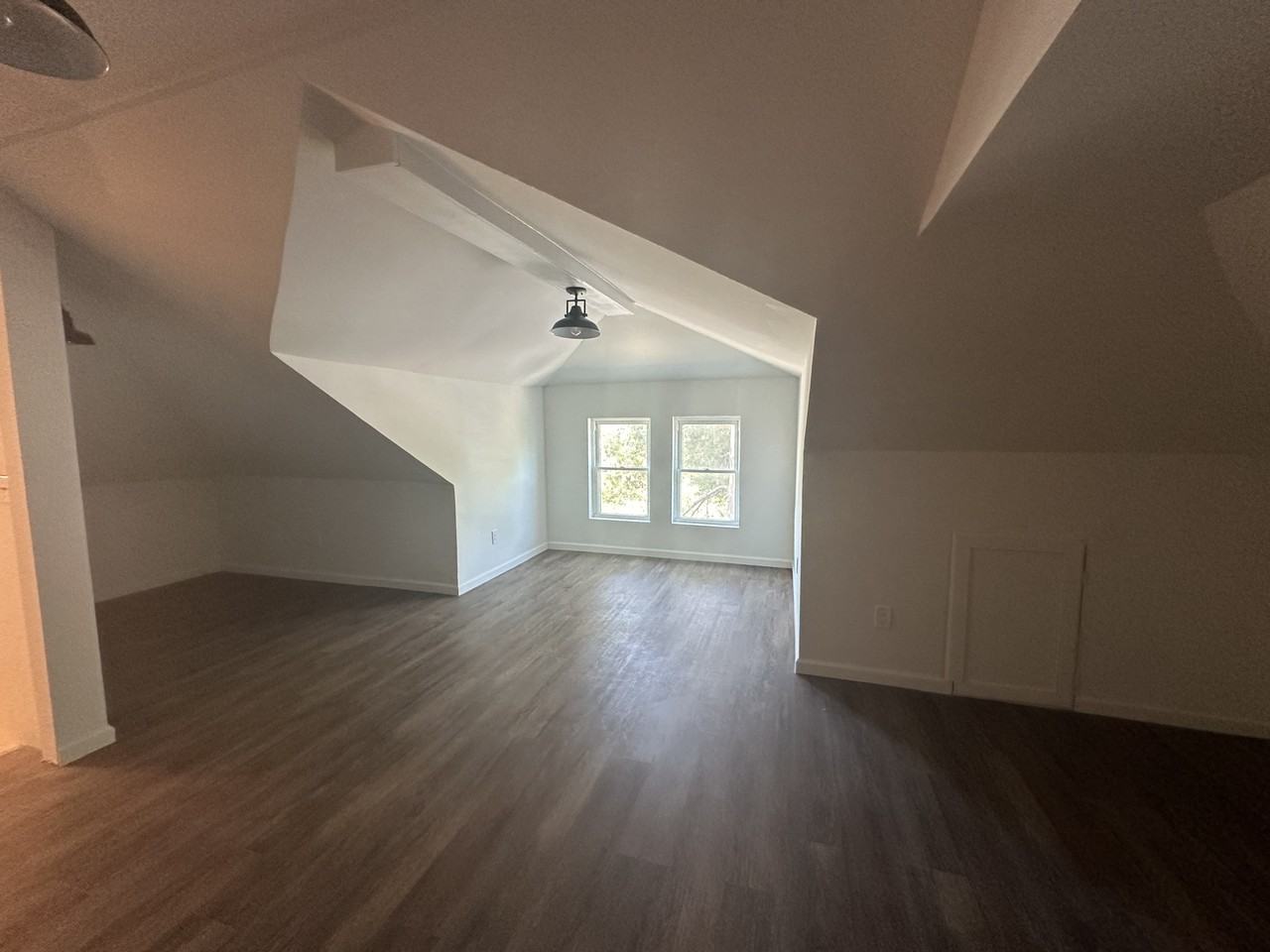 1617 Chichester Ave #B - Photo 2 of 17