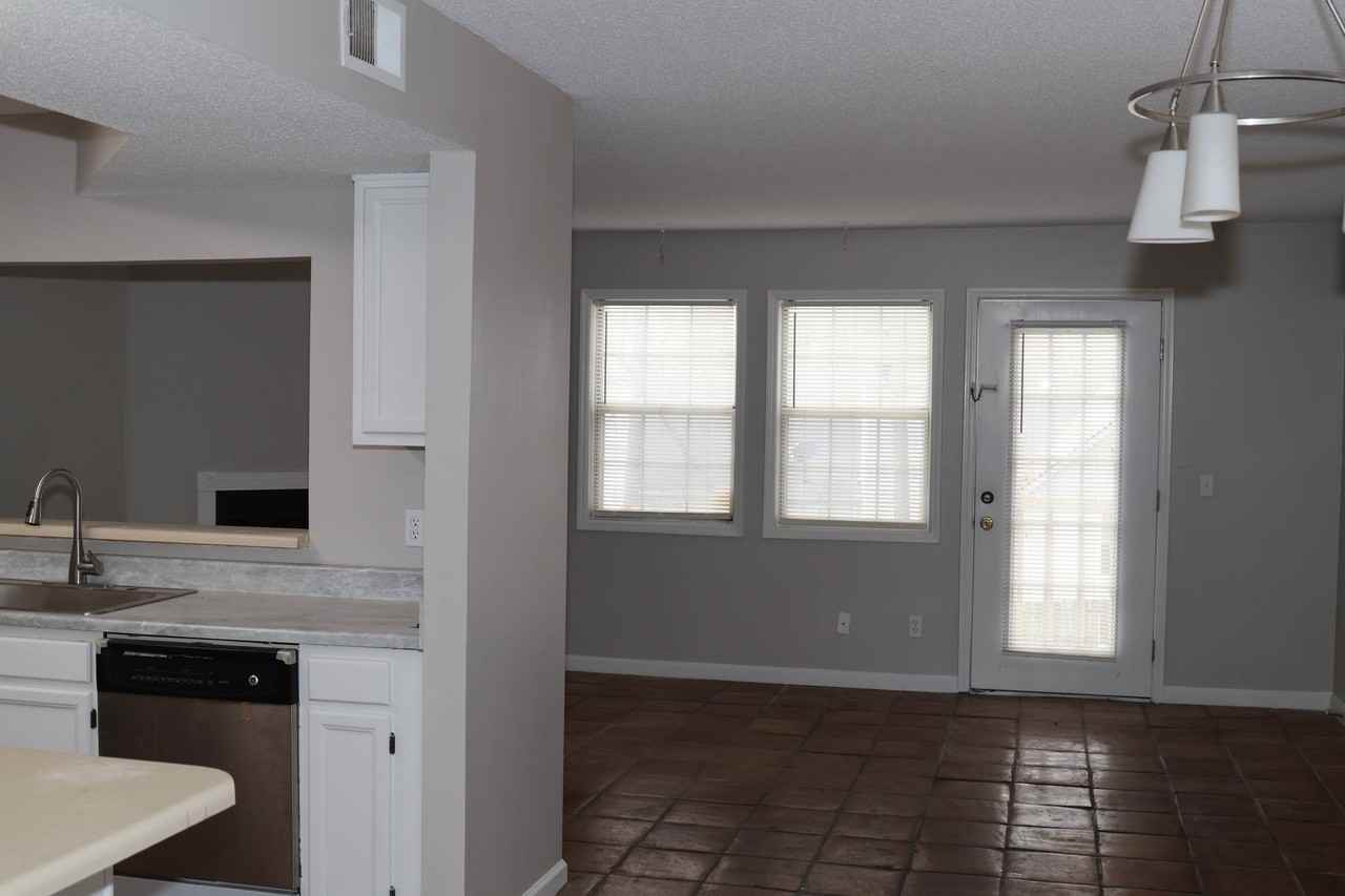 3638 Spring Trce #NA - Photo 3 of 19