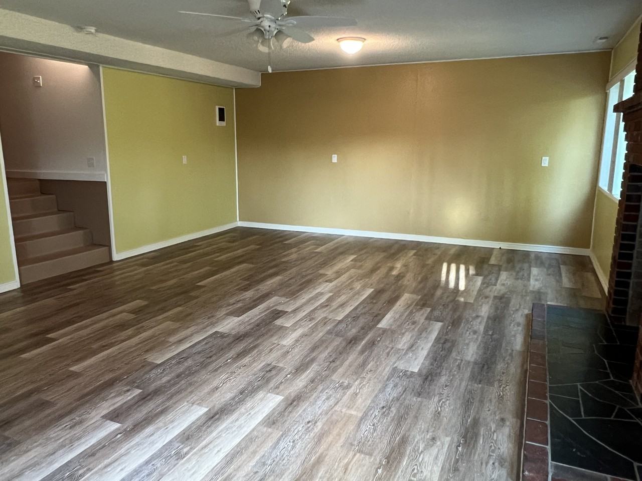 2807 Nw Madrona St #B - Photo 2 of 11