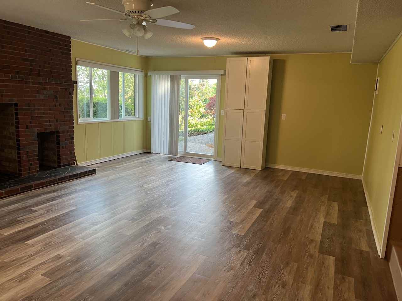 2807 Nw Madrona St #B - Photo 3 of 11
