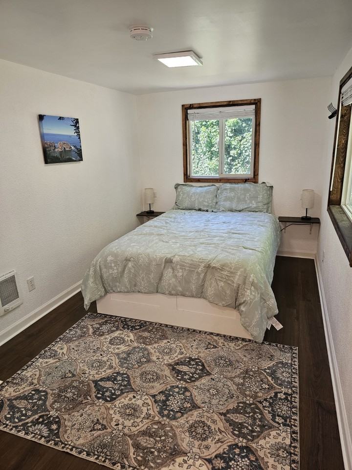 1310 18th St Ne #NA - Photo 4 of 31