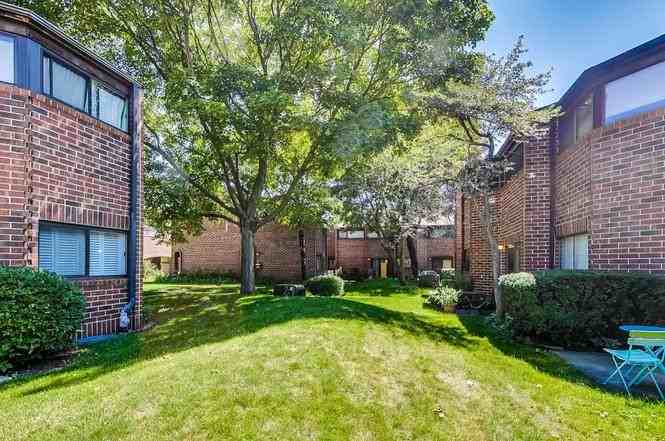 827 S Racine Ave #A - Photo 5 of 35