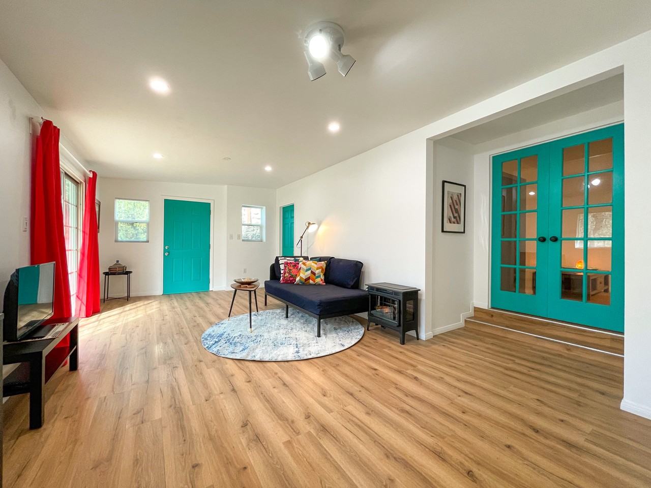 126 Hackett Pl #1-2 - Photo 2 of 37
