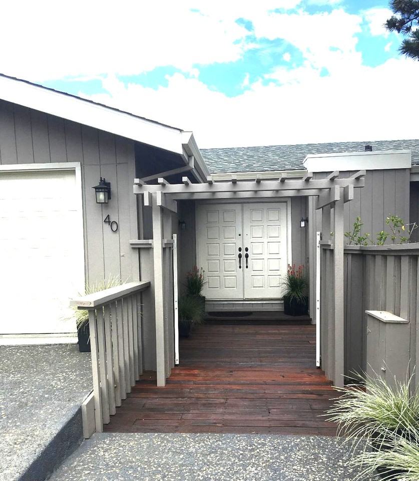 40 Aquinas Dr #NA - Photo 3 of 23