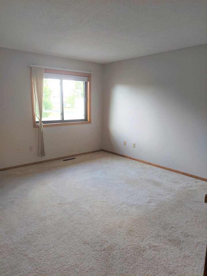 5365 Orleans Ln N #2 - Photo 6 of 11