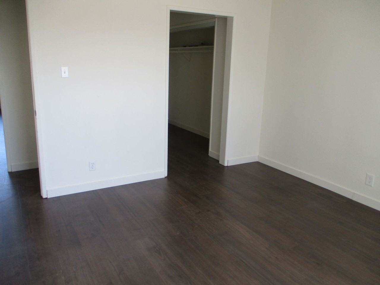 2038 S. HOLT AVE - Photo 3 of 20