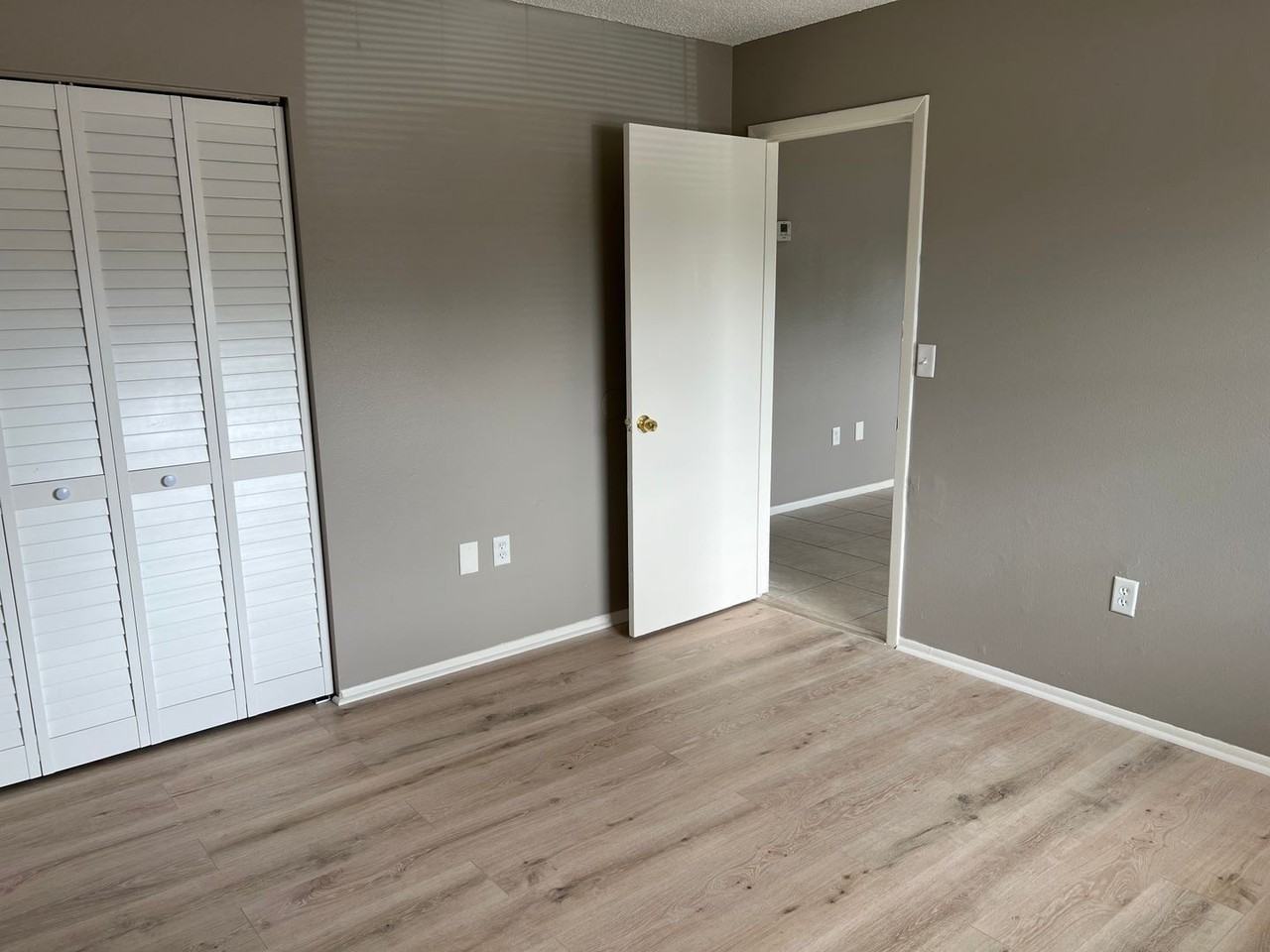 6024 1st St E - Photo 7 of 17