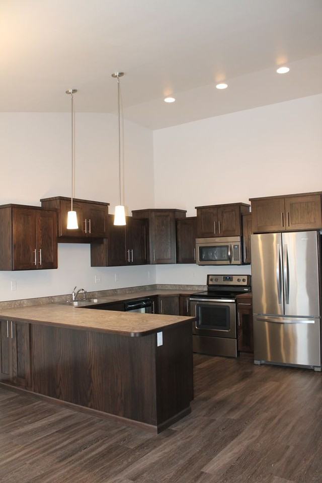 1213 S Beach Way - Photo 3 of 23