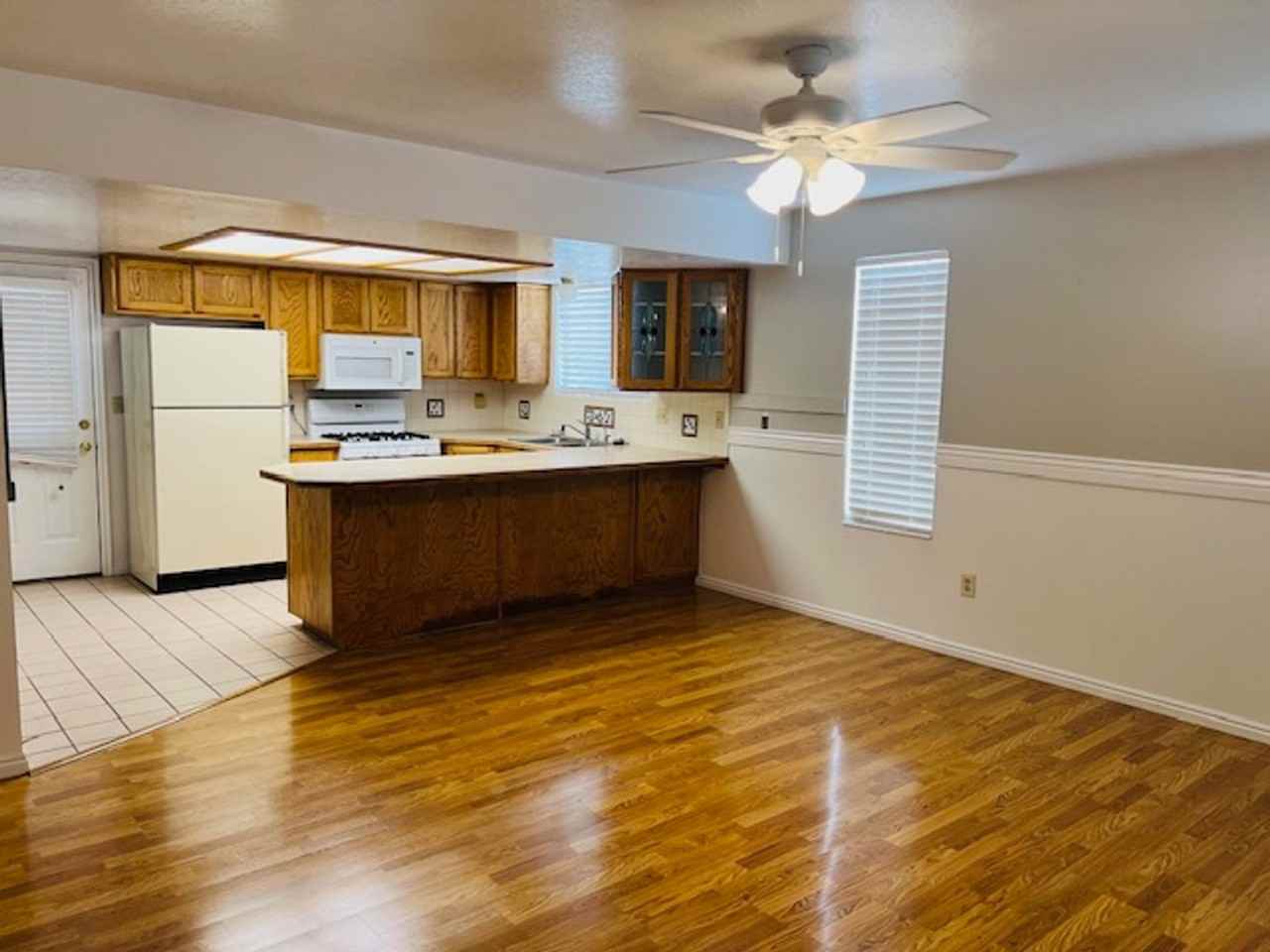 5094 S 1100 E - Photo 2 of 21