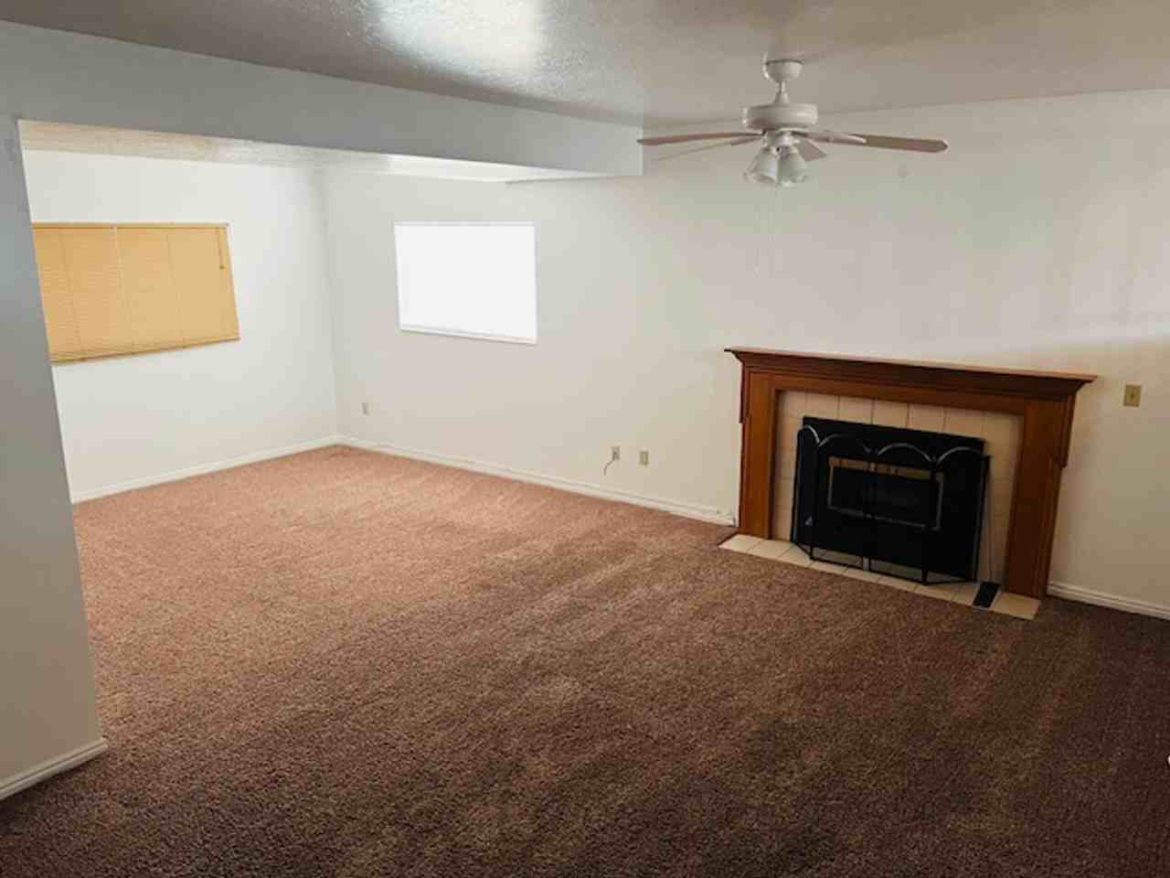 5094 S 1100 E - Photo 6 of 21