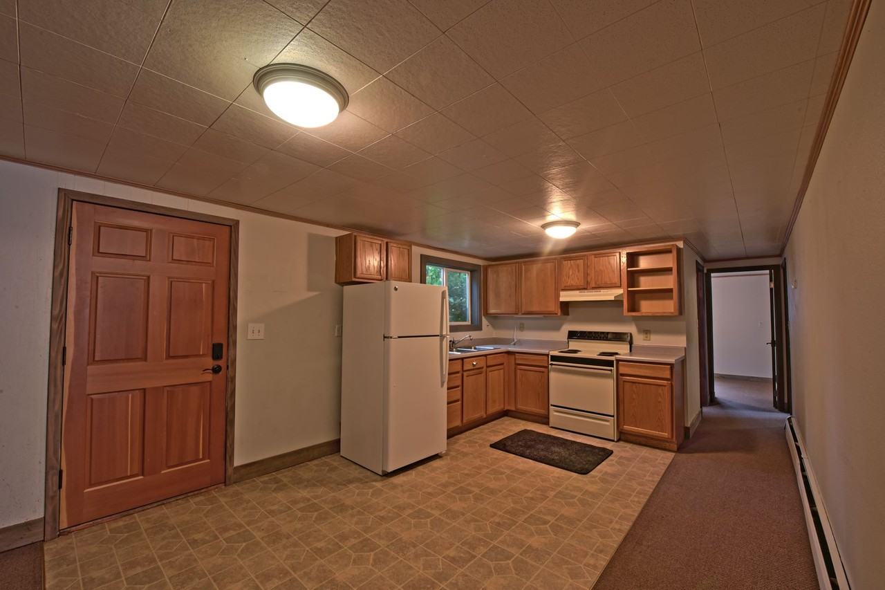521 1/2 N 9th Ave - Photo 4 of 10