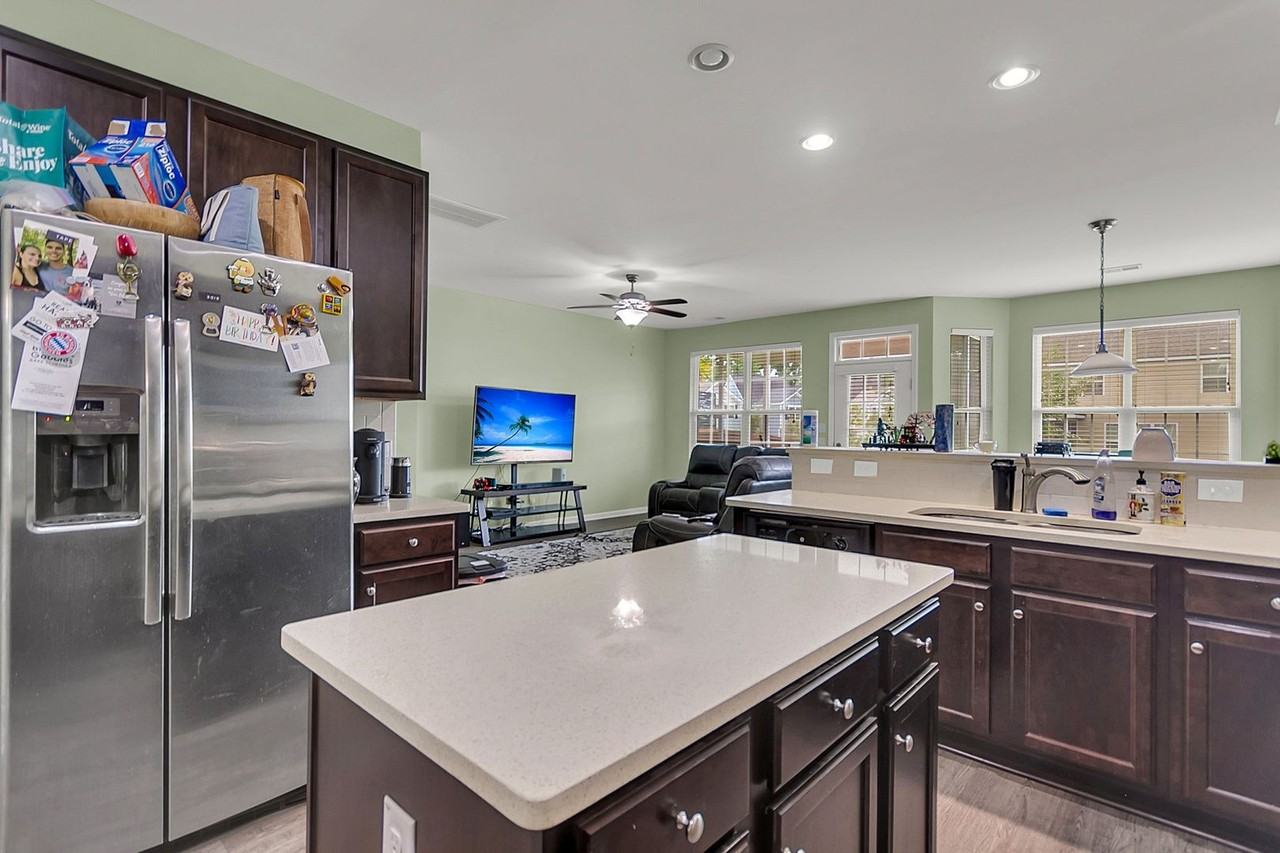 8903 Skipping Rock Ln - Photo 7 of 39