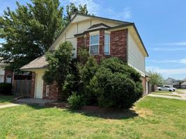 featured image of 2618 Briarcliff Dr