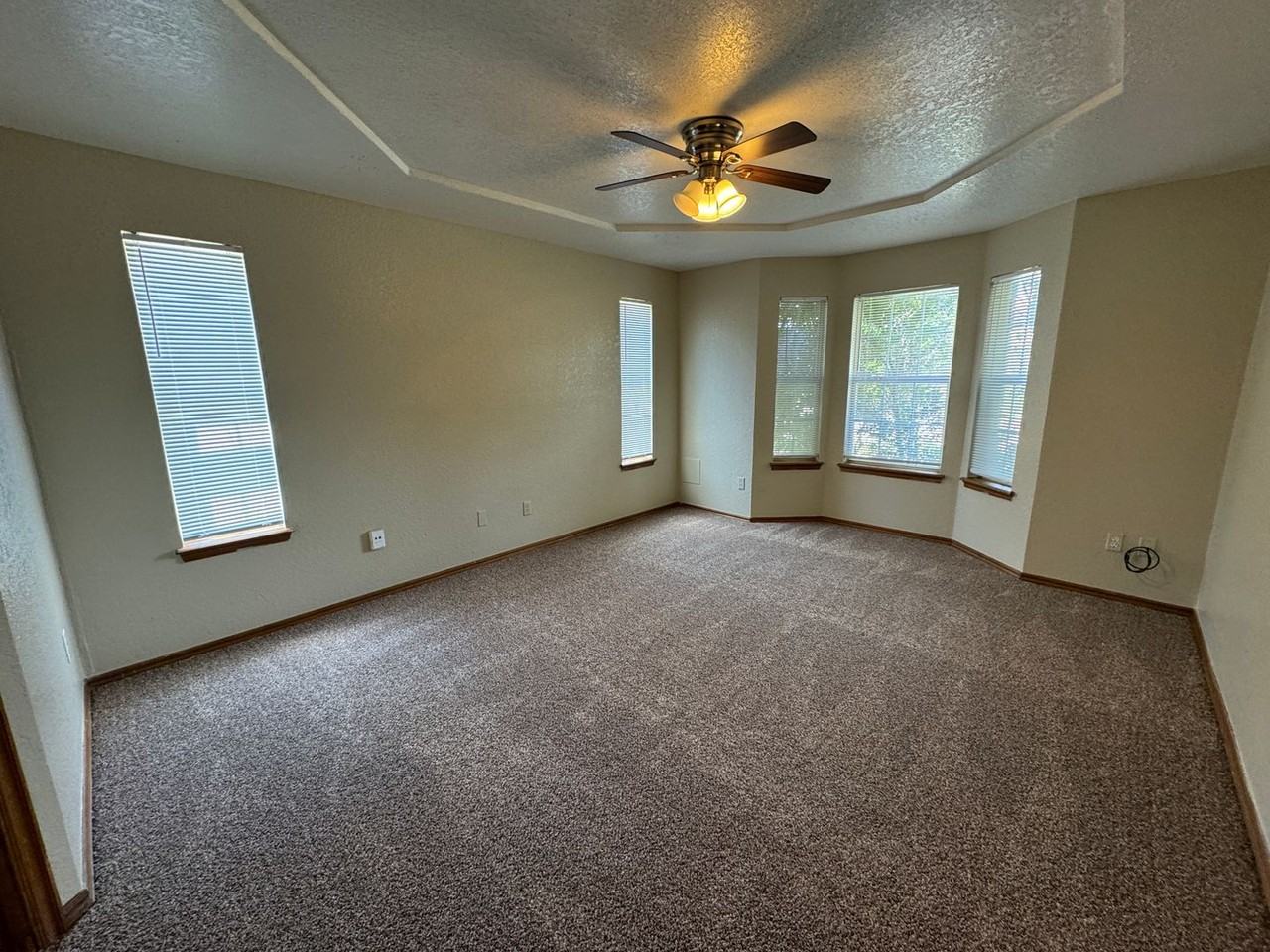 2618 Briarcliff Dr - Photo 7 of 14