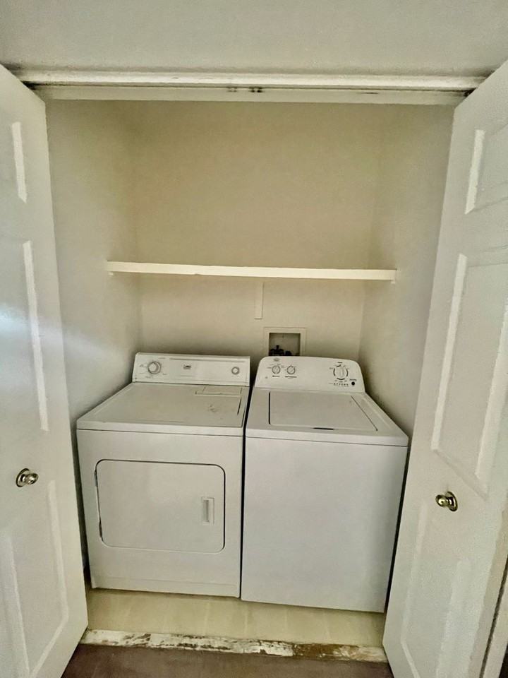 1735 W 540 N - Photo 7 of 10