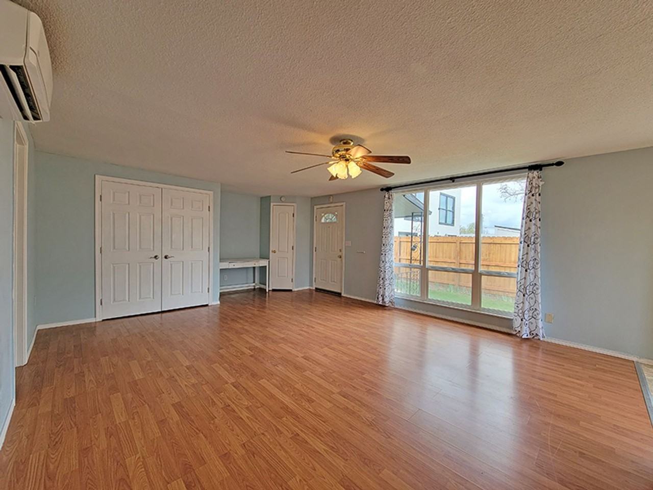 3424 Clay St - Photo 2 of 17