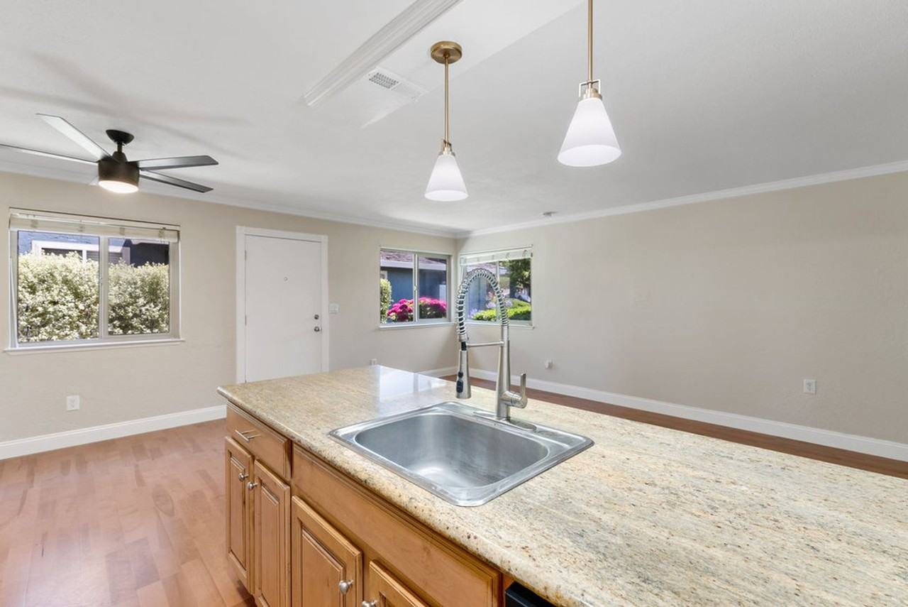 1355 42nd Ave #2 - Photo 3 of 13