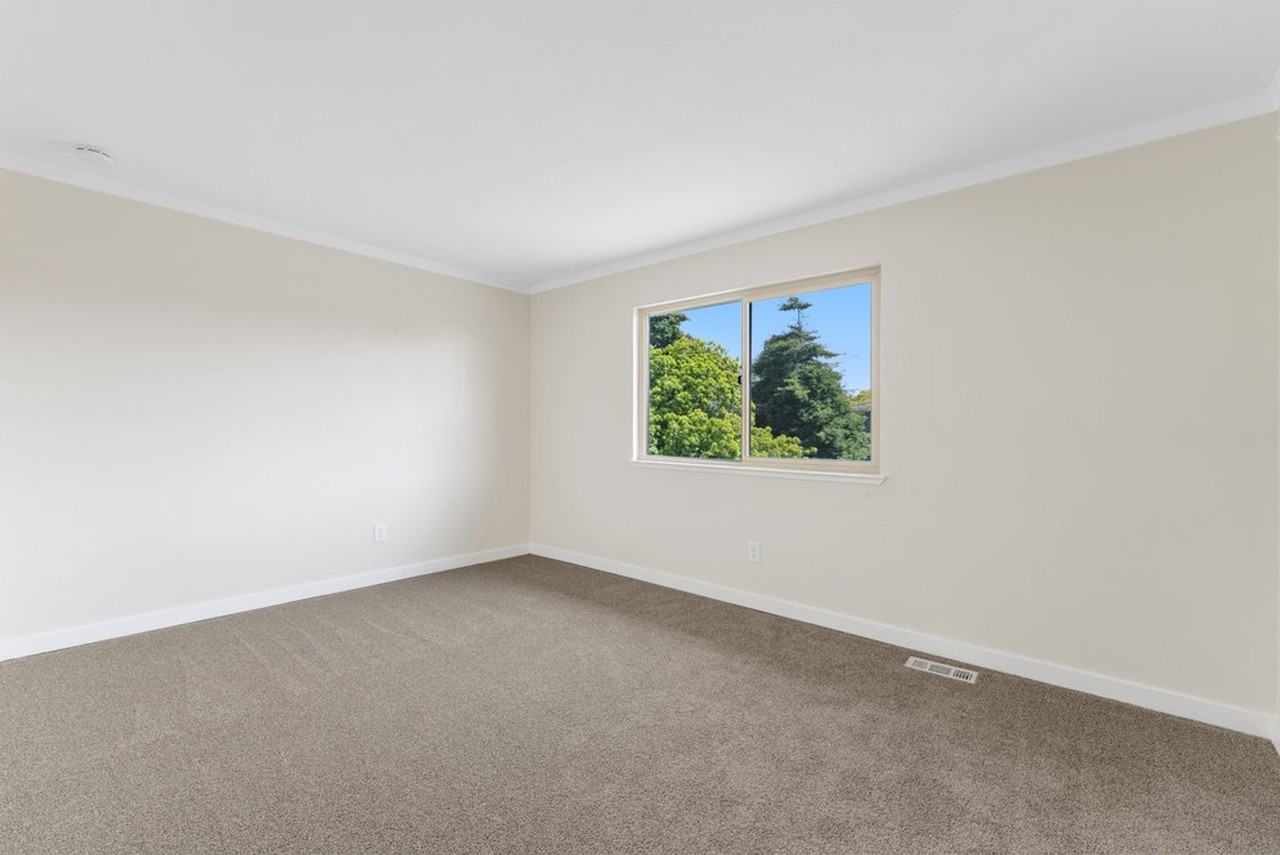 1355 42nd Ave #2 - Photo 6 of 13