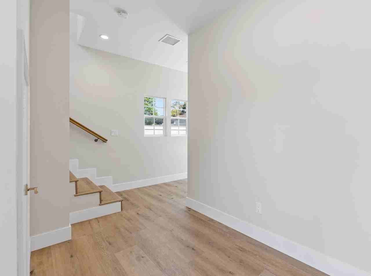 154 Albert Place - Photo 3 of 17