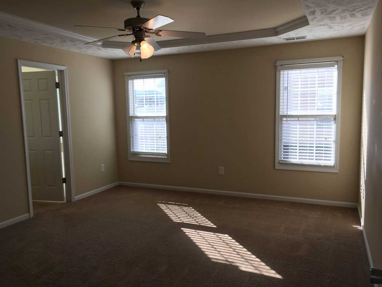 241 Collinwood Dr - Photo 6 of 16